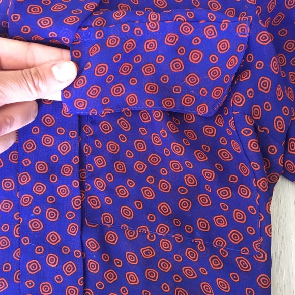 Fun Patterned Sheer Work Blouse - Picture 4 of 7